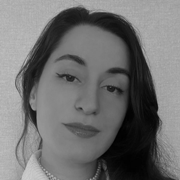 Елена Назаретян